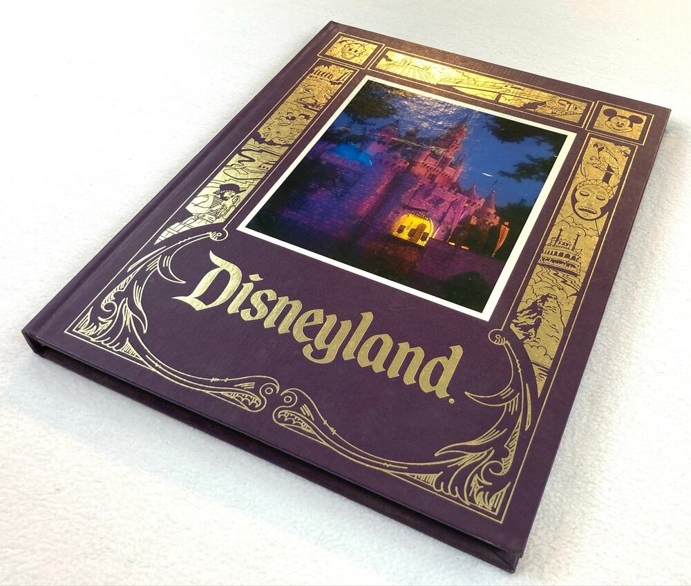 Disneyland The First 30 Years Vintage 1985 Walt Disney Souvenir Book Pictorial